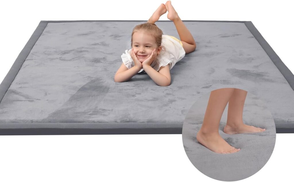 Memory foam baby play mat, coral velvet, dark gray